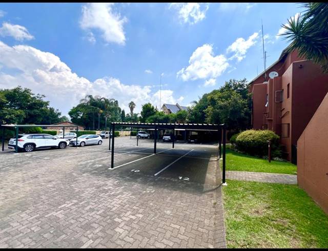 2 BEDROOM SIMPLEX FOR SALE IN EDEN GLEN